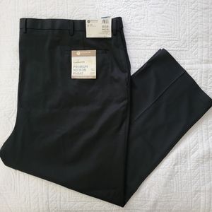 Haggar Big & Tall Black Flat Front Classic Fit No Iron Stretch Khaki 56W 32L